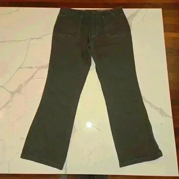 Abercrombie & Fitch Flare Stretch Trouser Jean Womens Dark Olive Green Size 6 - Picture 2 of 10